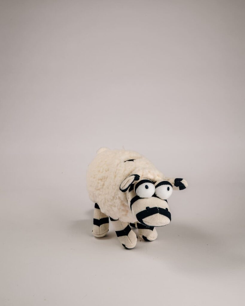 Doudou Mouton Saint-James - Image 2