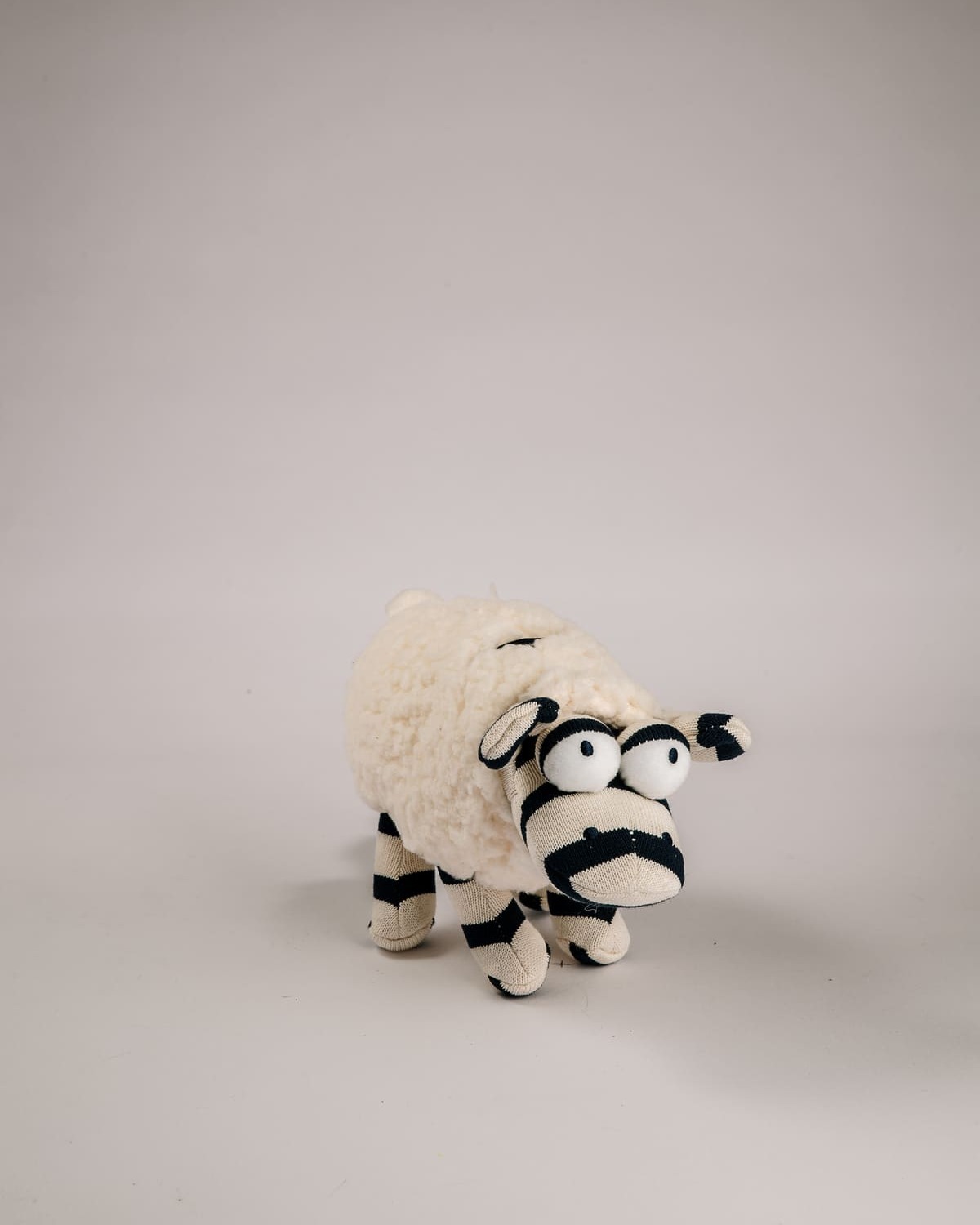 Doudou Mouton Saint-James – Image 2